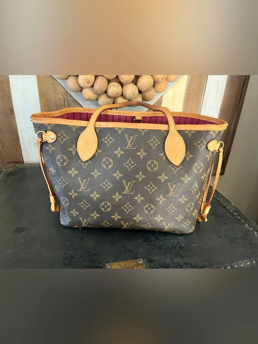 Authentic Louis Vuitton monogram canvas Neverfull PM